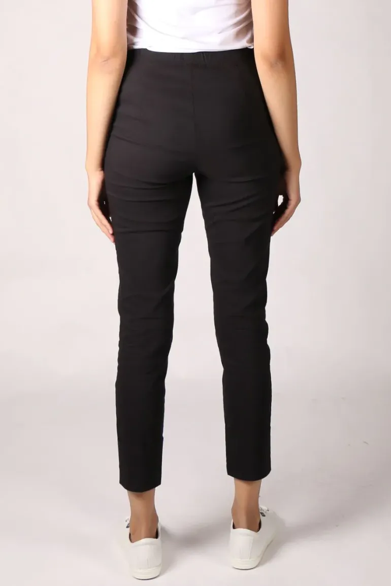 Acrobat Skinny Scene Pant In Black By Verge