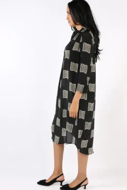 Anupamaa Roma Block Dress In Black