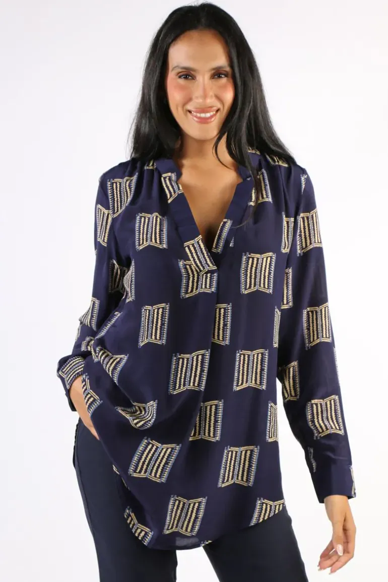 Anupamaa Roma Block Shirt In Navy