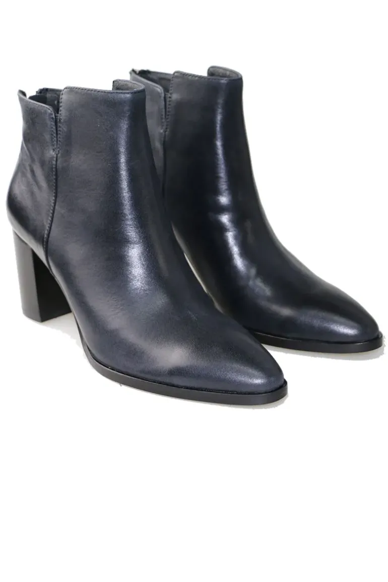 Astron Boot By Django & Juliette In Black