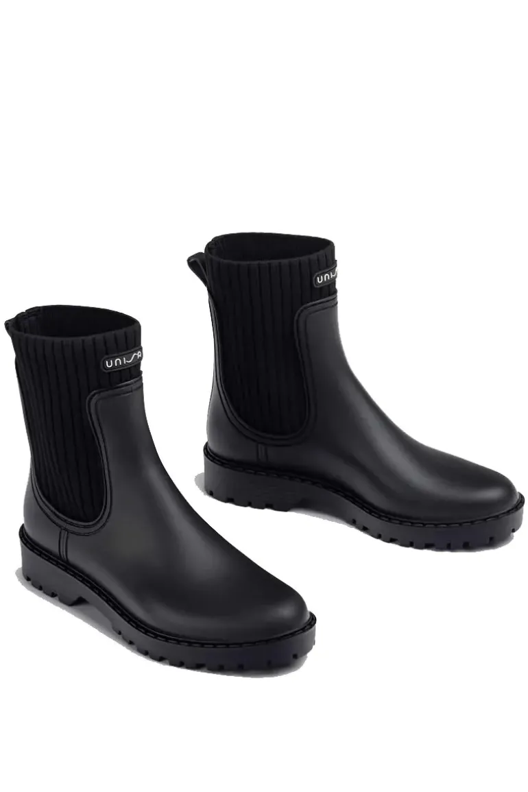 Aynar Gumboot By Unisa In Black