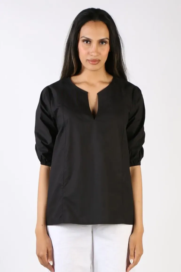 Bagruu Elka Top In Black