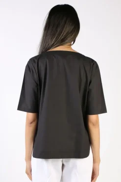 Bagruu Pati Top In Black
