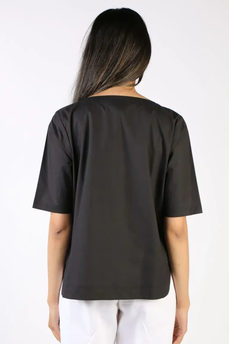 Bagruu Pati Top In Black