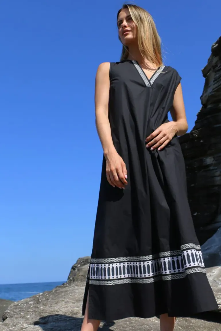 Bagruu Sanna Border Print Dress In Black