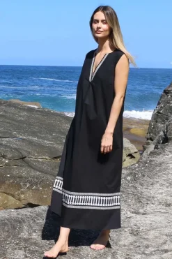 Bagruu Sanna Border Print Dress In Black