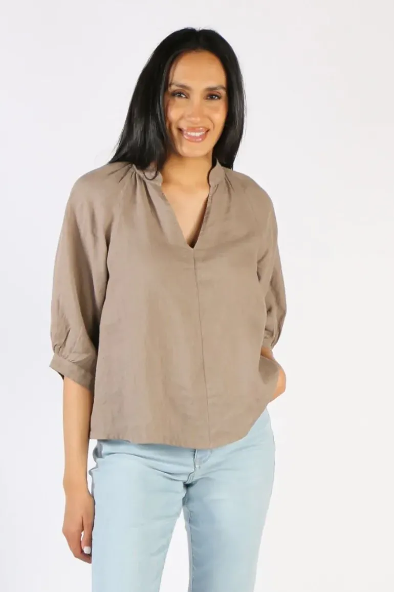Blueberry Bishop Sleeve Top In Fango