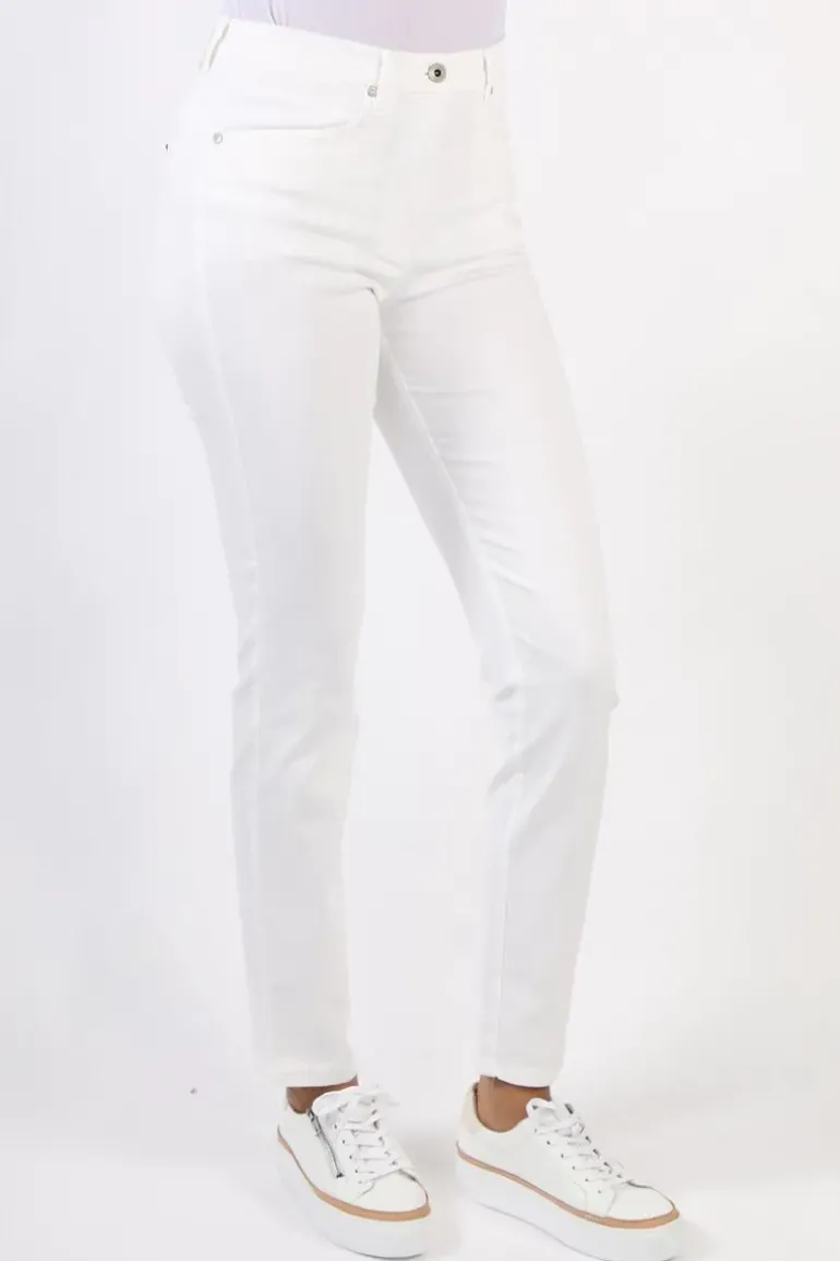 Brax Raphaela Luca Jean In White