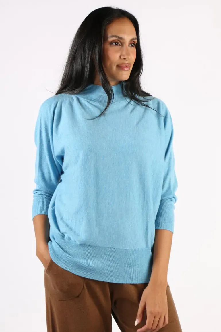 Bridge And Lord Dolman Sleeve Jumper In Blue