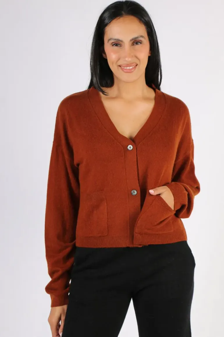 C & Co Crop Cardi In Chocolate