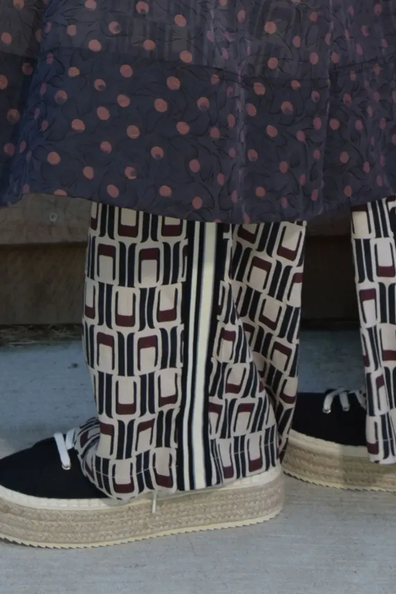 Curate Deep Pockets Wide Leg Pants In Print