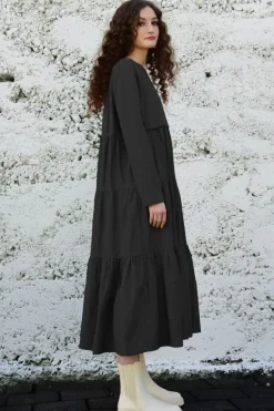 Curate Too Easy Dress In Black