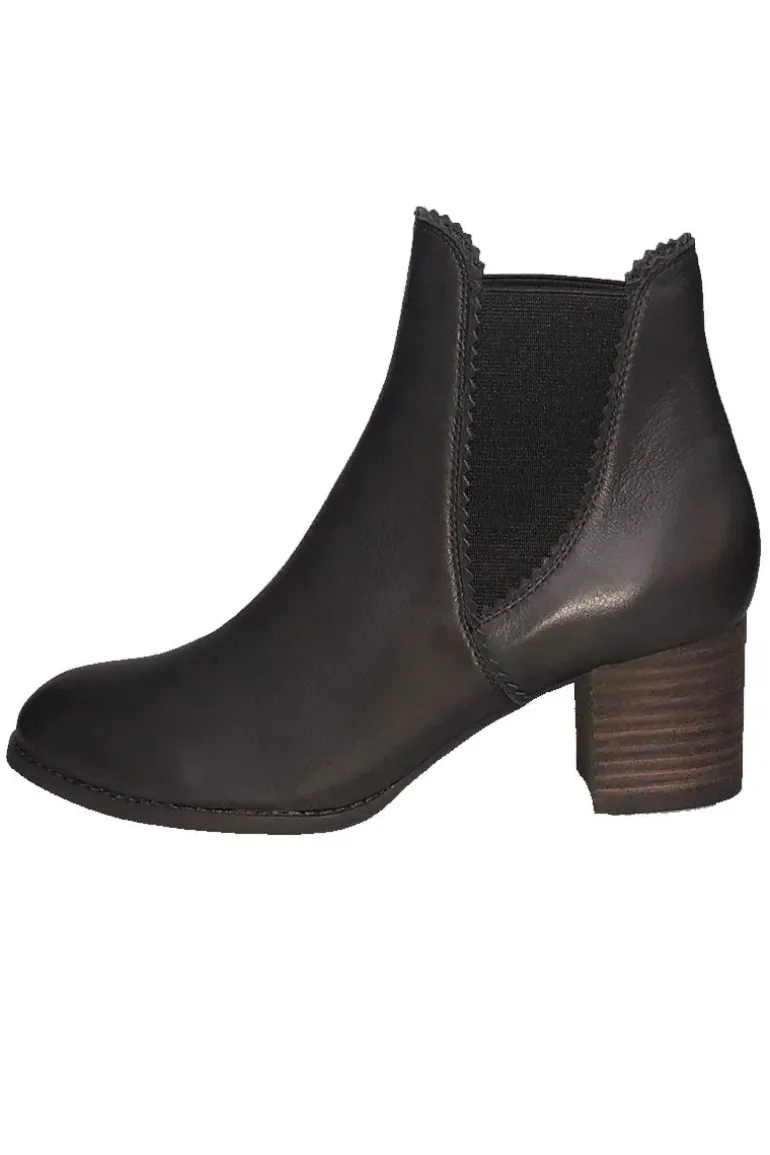 Django & Juliette Sadore Boot In Chocolate