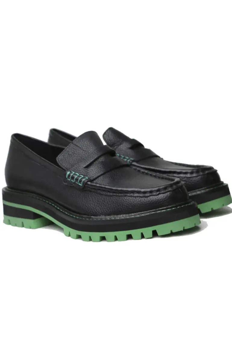 Django And Juliette Flout Loafer In Black And Green