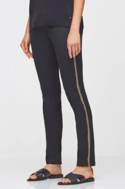 Empire Jean In Black By Verge