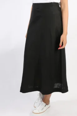 Foil Exhibit A Skirt In Black