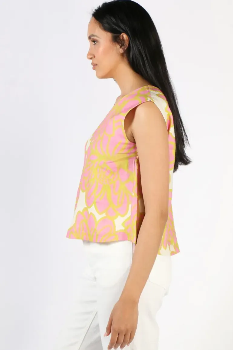 Foil Its Only Natural Full Bloom Print Top In Pink