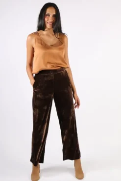 Foil Plush Money Velvet Wide Leg Pant In Chocolate