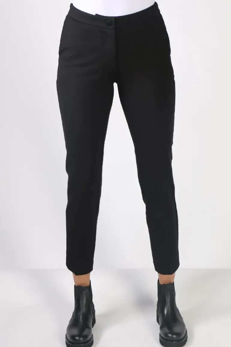 Foil Straight & Narrow Trouser In Black
