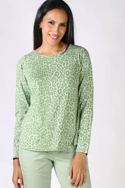 Funky Staff Dolly Leo Tee In Green