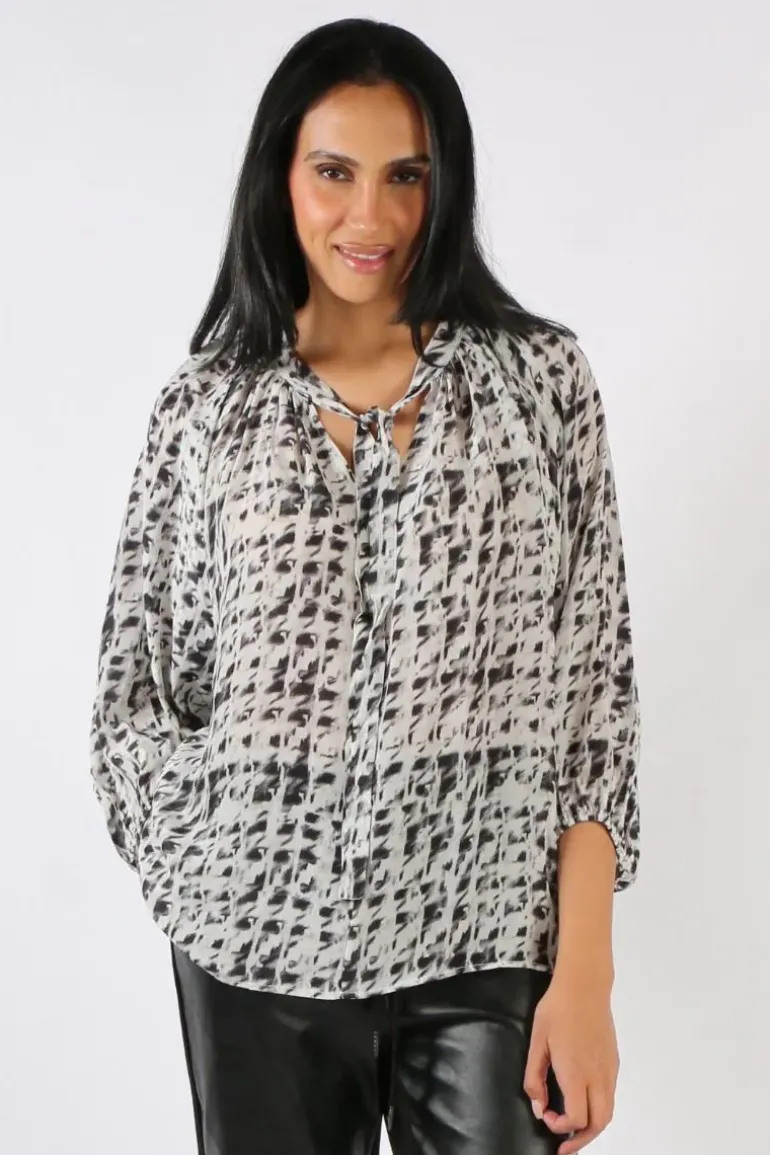 Funky Staff Tie And Dye Print Layla Shadows Blouse In Print