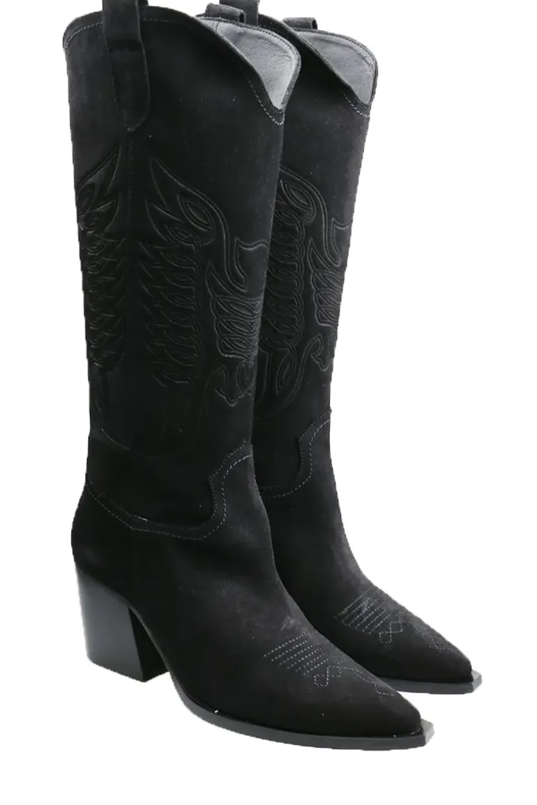 Given Cowboy Boots By Vienty In Black