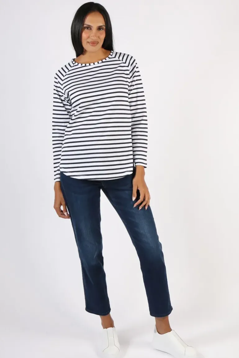 Goondiwindi Cotton Delilah Tee In Navy
