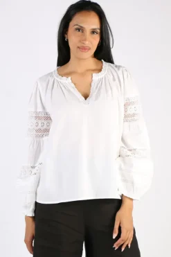 Goondiwindi Cotton Lace Trim Shirt In White