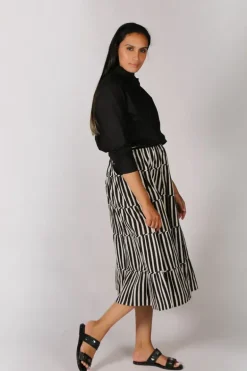Gujarat Shirt In Black By Bagruu