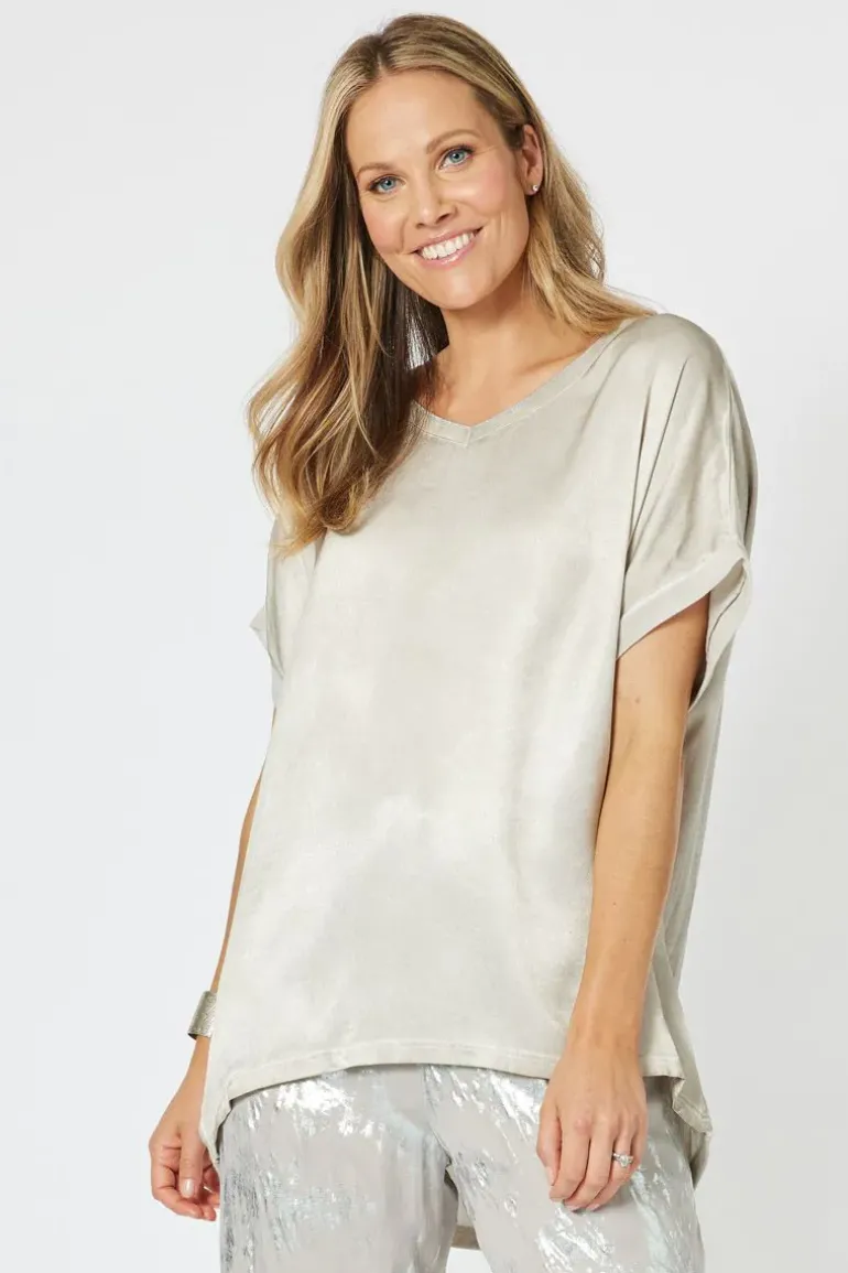 Hammock And Vine Classic V Neck Tshirt In Stone