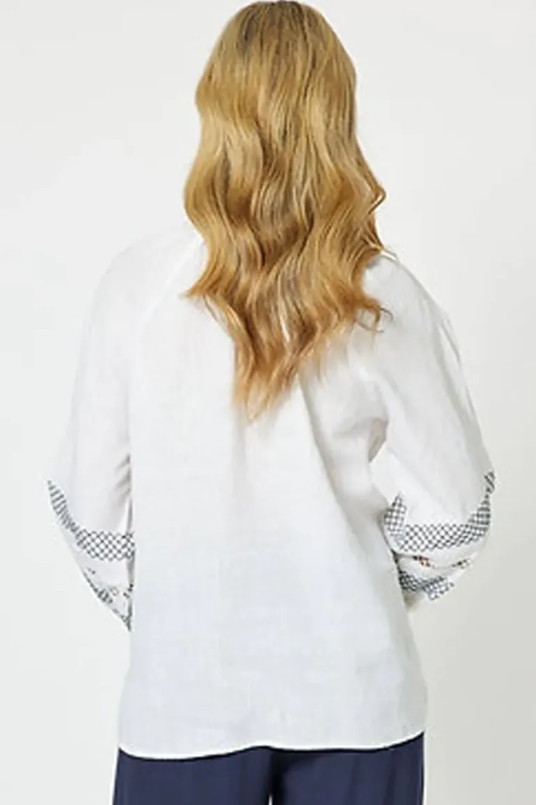 Hammock And Vine Trellis Top In White