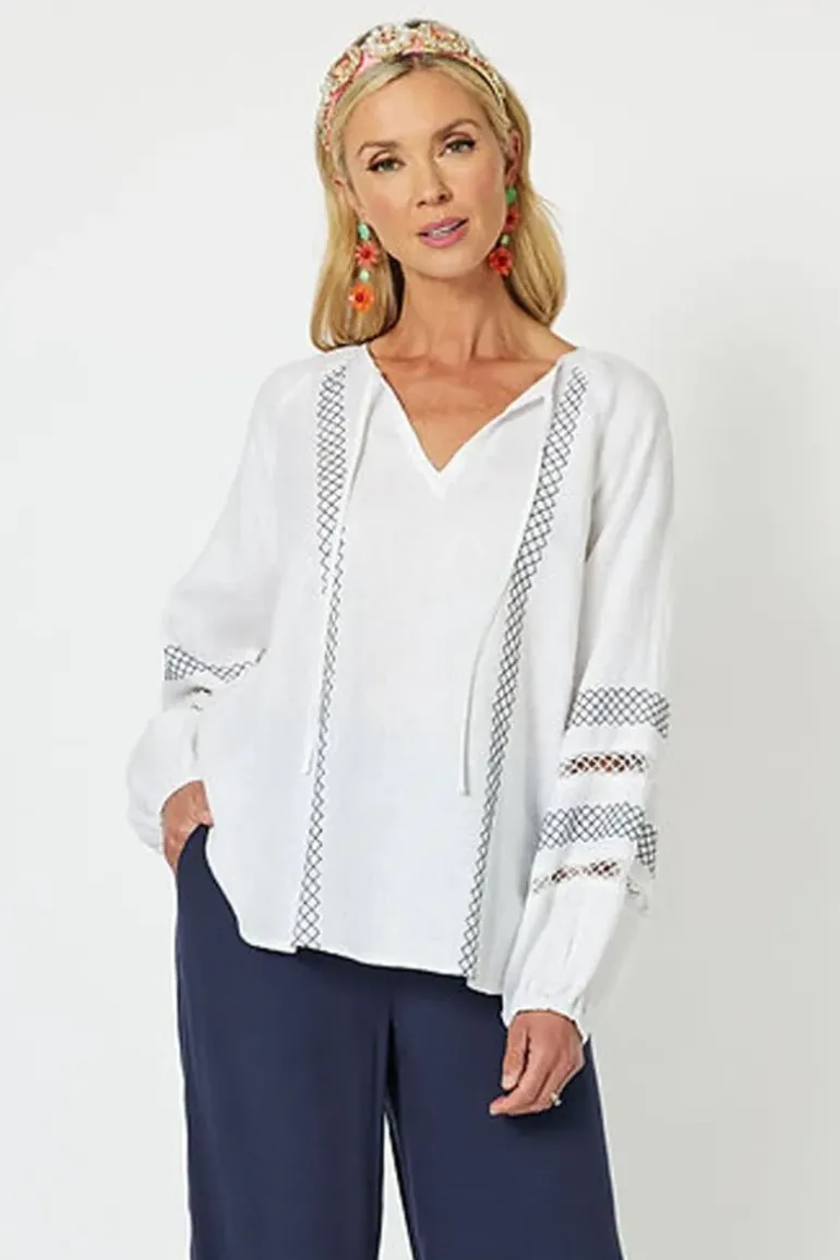 Hammock And Vine Trellis Top In White