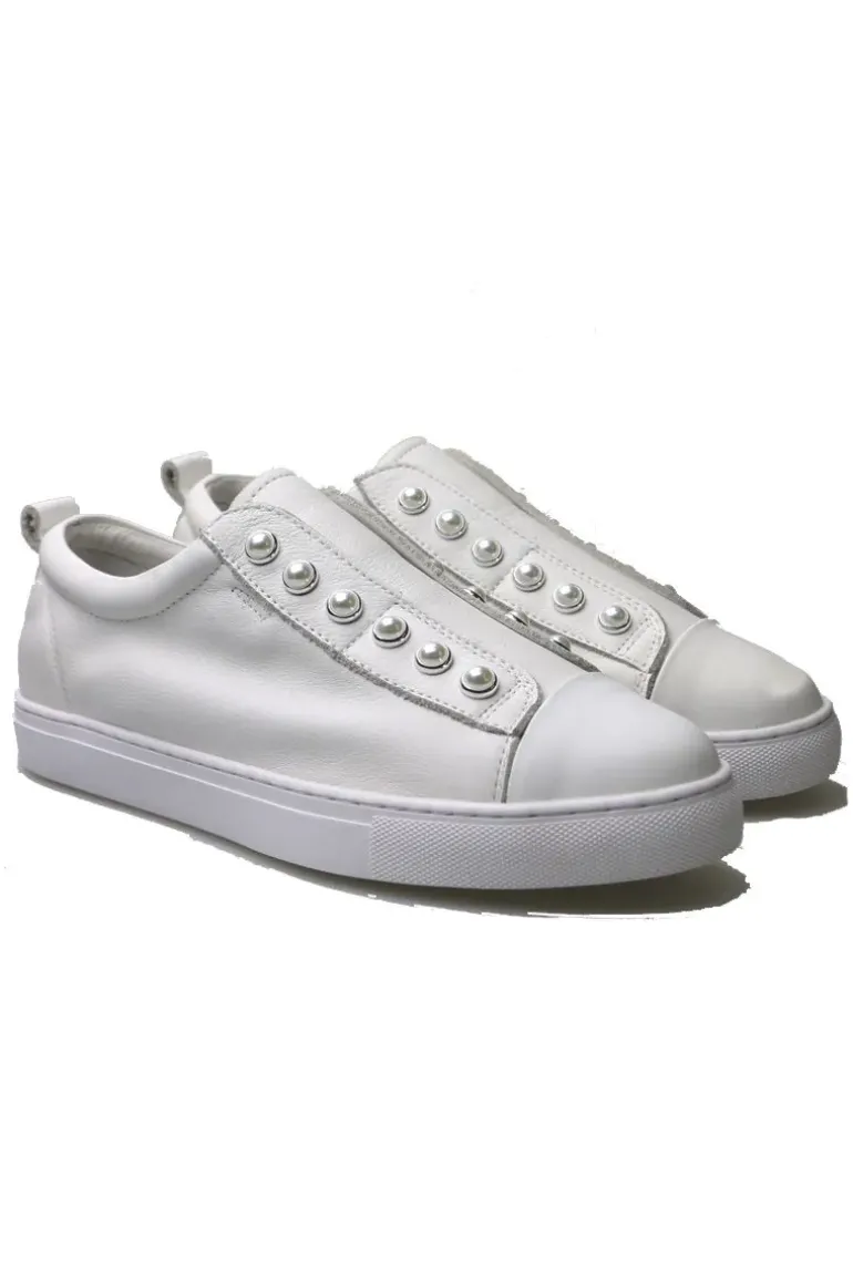 Hinako Pearl Sneaker In White