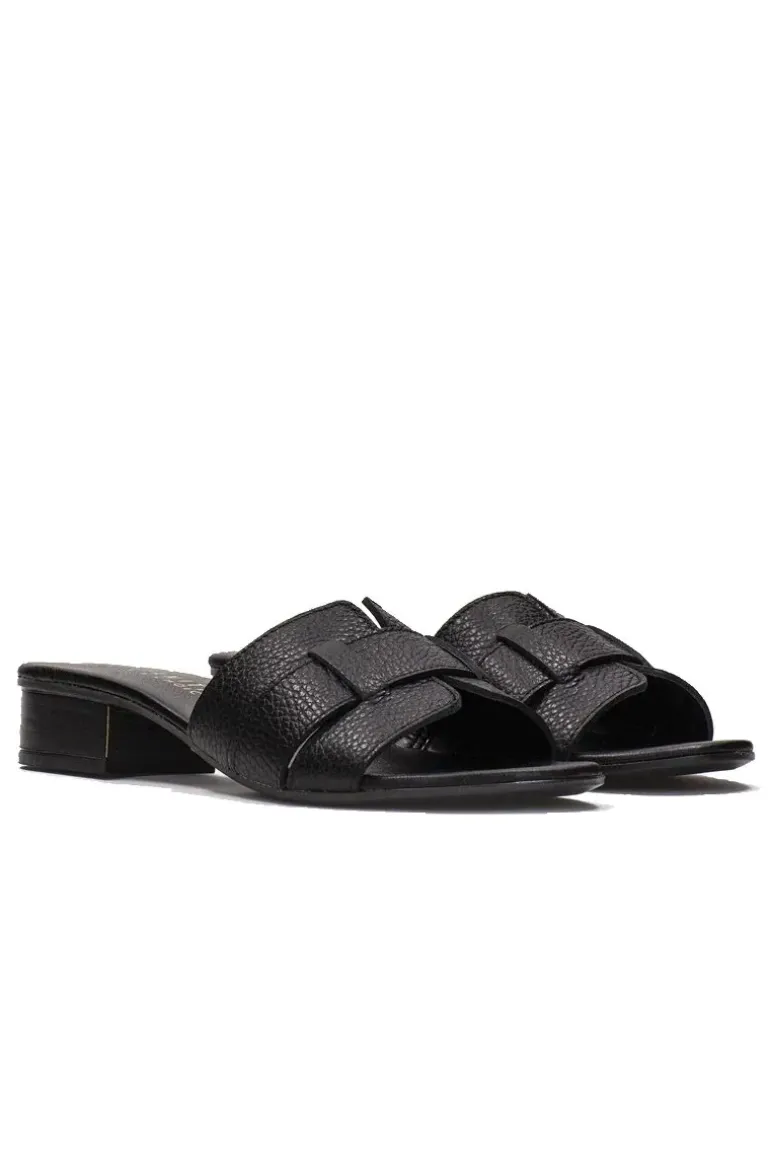 Hispanitas Plana Lola Slide In Black