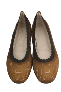 Hispanitas Stud Basil Ballet Pump In Tan