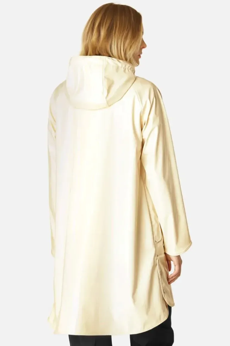 Ilse Jacobsen Long Classic Raincoat In Gloss Sand