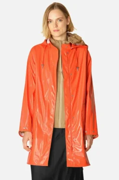 Ilse Jacobsen Long Classic Raincoat In Gloss Hot Orange