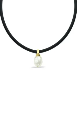 Jantan Capped Pendant Necklace In Cream