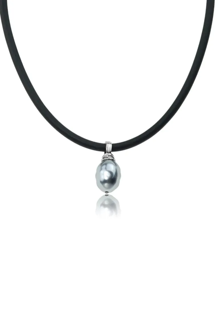 Jantan Capped Pendant Necklace In Grey