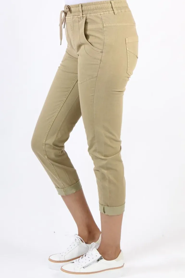 Lania Zane Boyfriend Jean In Camel