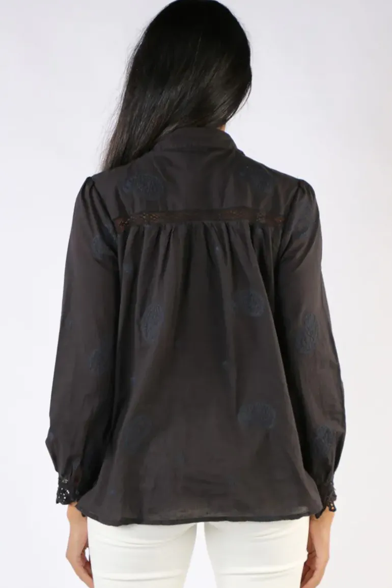 Maison Hotel Eolia Shirt In Black