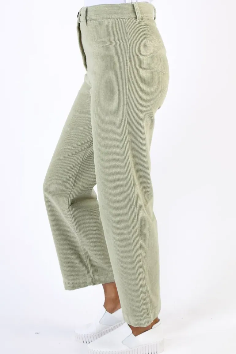 Maison Hotel Livia Pant In Mint