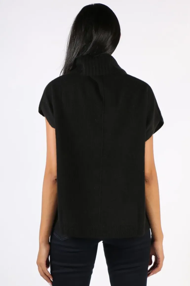 Mansted ZoBee Pop Over Vest In Black