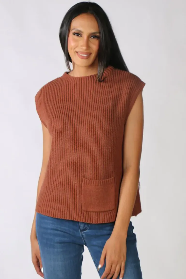 Marco Polo Fishermans Knit Vest In Tan