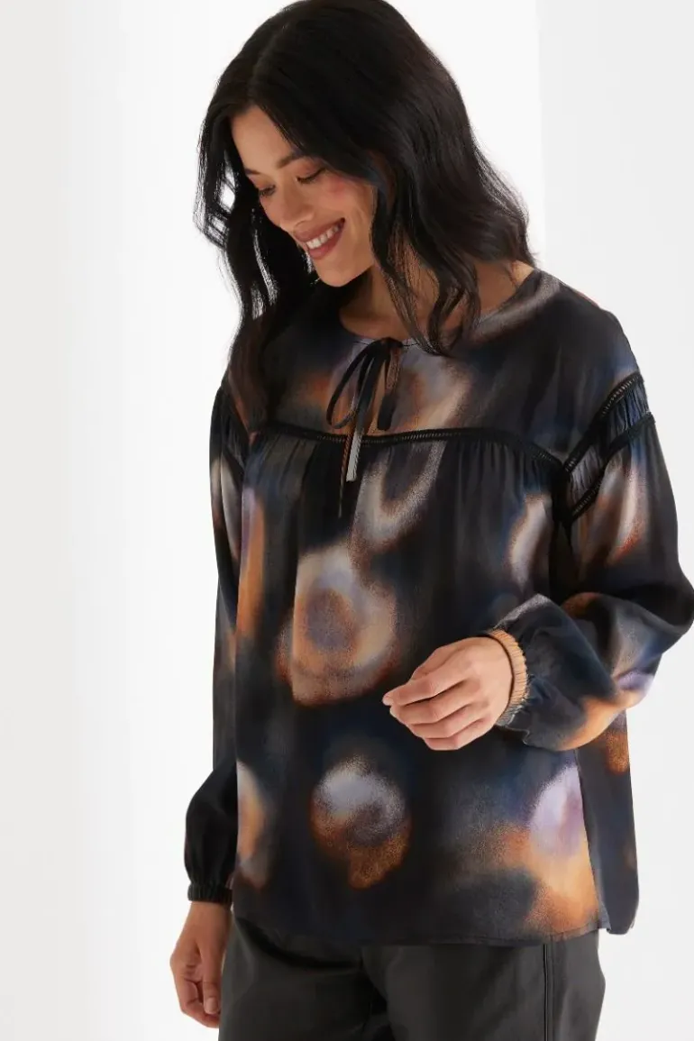 Marco Polo Long Sleeve Gathered Shirt In Print