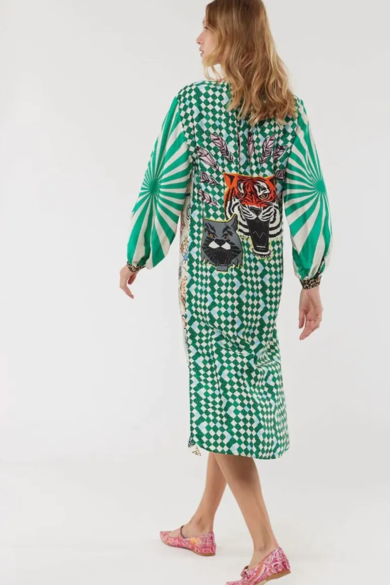 Me369 Hannah Dress In Graffiti Print