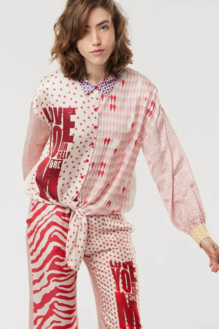Me369 Sofia Tie Front Shirt In Rouge Print