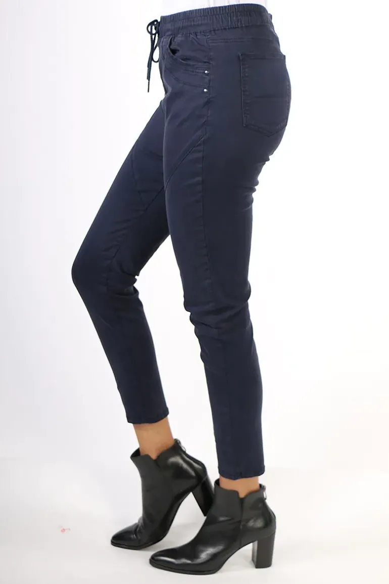 Milson Marizo Jogger Pant In Navy