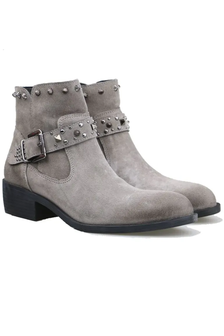Neo Studded Boot In Tan