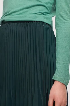 Nice Things Pleat Skirt In Green